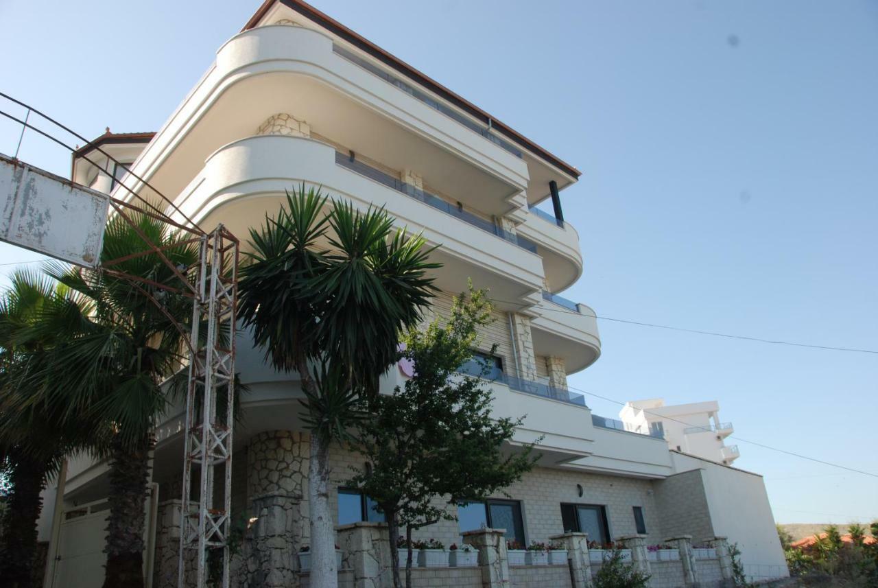 Hotel Sole Саранда Экстерьер фото