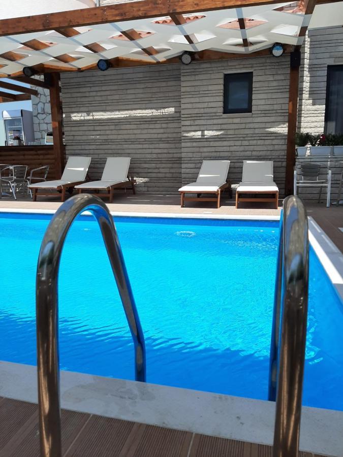 Hotel Sole Саранда Экстерьер фото